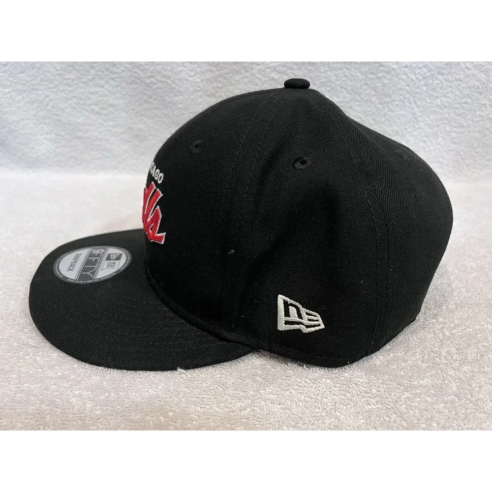 Chicago Bulls NBA New Era 9Fifty Snapback Hat Black On Black Retro Style Script